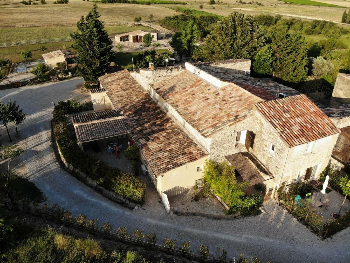 Le Luberon Lou Mas Li Pitchoun Hébergement de vacances *